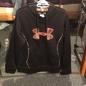 New Under Armour Sweatshirt